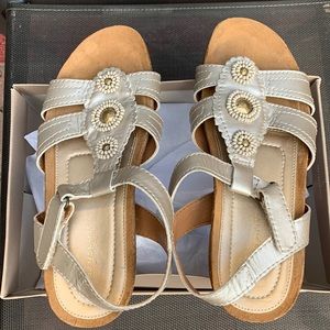 East spirit sandal